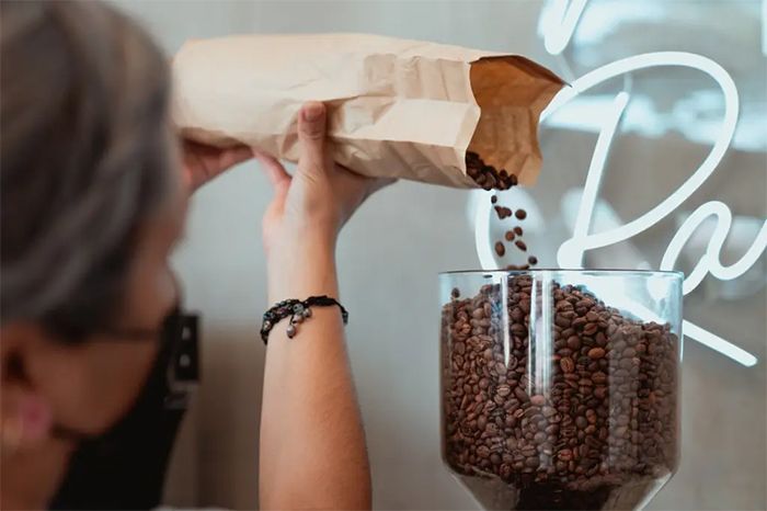 The Role of Wholesale Coffee Bags in Maintaining Coffee Freshness